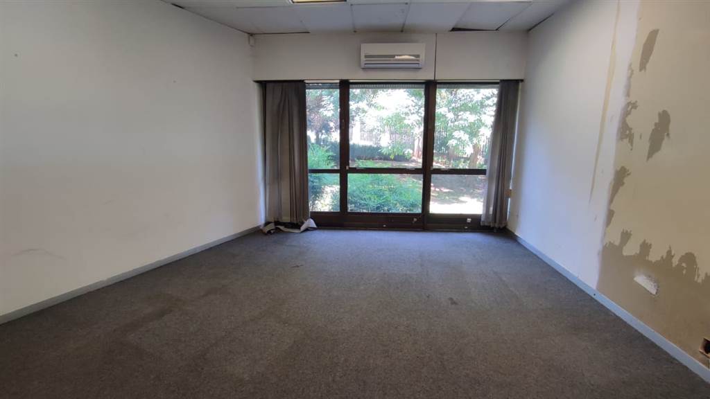 80.8  m² Commercial space in Bedfordview photo number 8