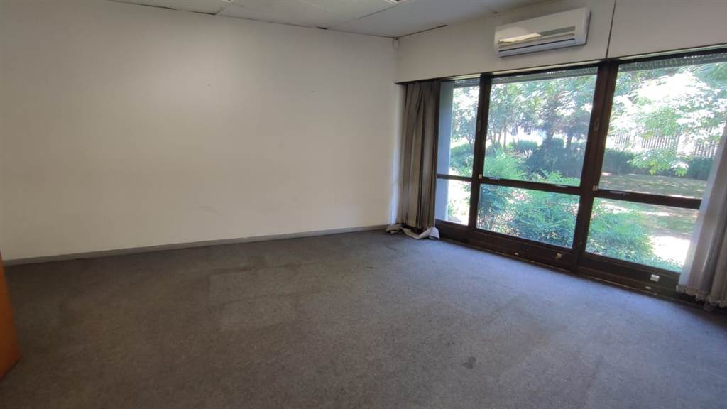 80.8  m² Commercial space in Bedfordview photo number 6