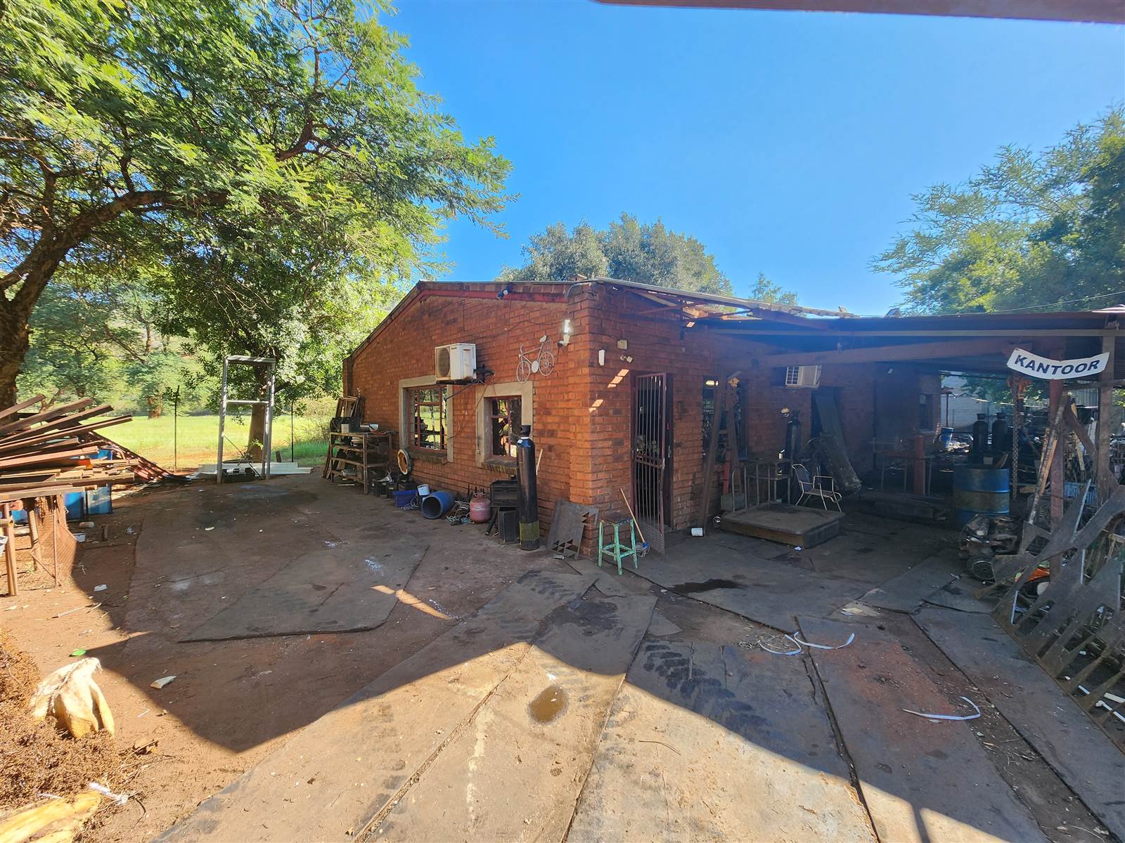 1911  m² Industrial space in Thabazimbi photo number 1