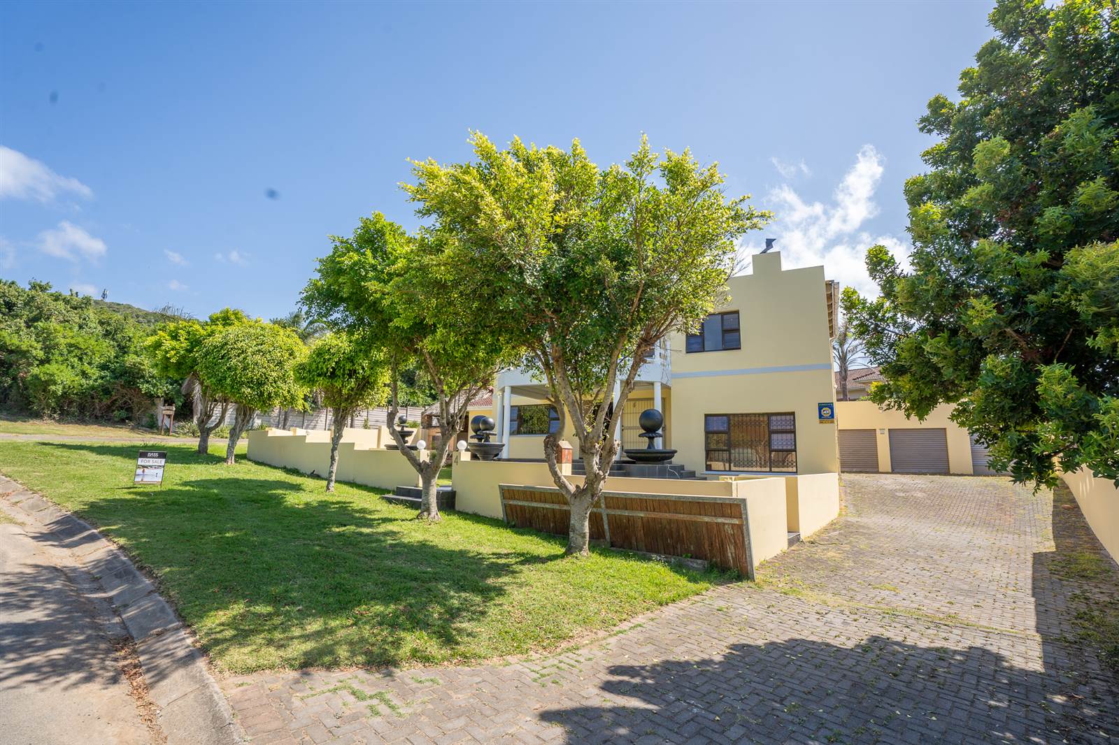 4 Bed House in Winterstrand photo number 4