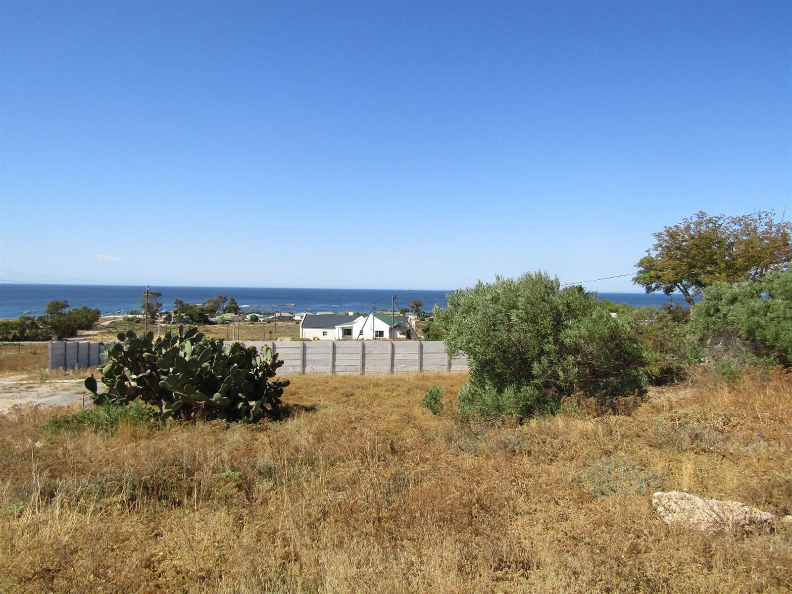 717 m² Land available in Da Gama Bay photo number 2