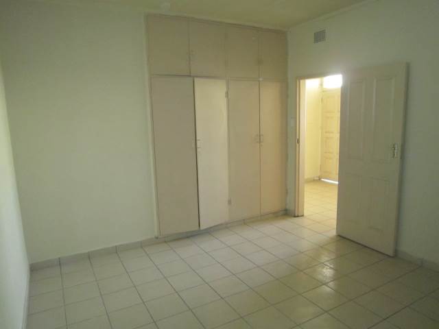 2 Bed Apartment in Arcadia photo number 5