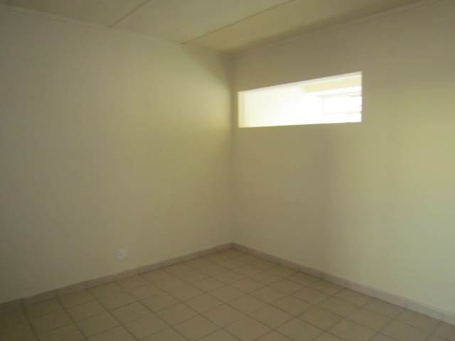 2 Bed Apartment in Arcadia photo number 6