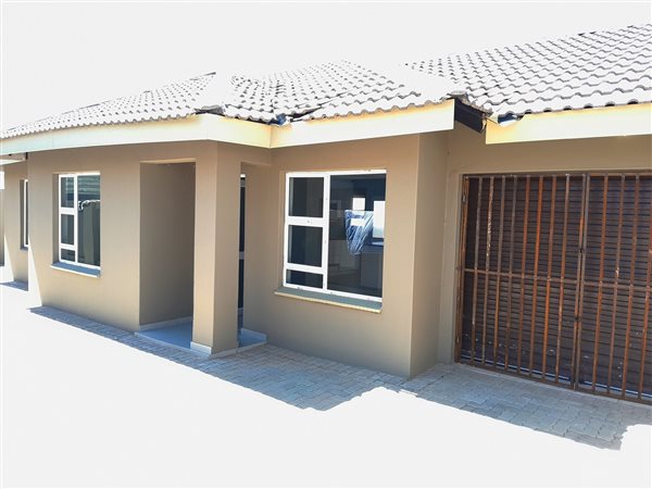2 Bedroom House 2 Bedroom House