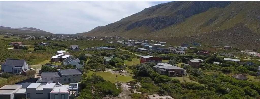 1983 m² Land available in Bettys Bay photo number 4