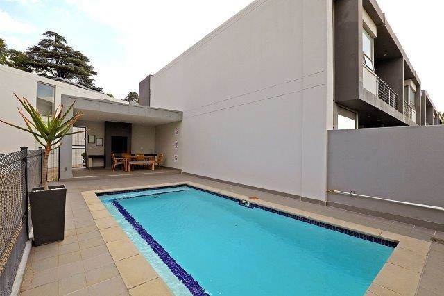 3 Bed Townhouse in Hurlingham photo number 27