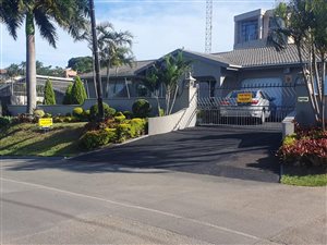 3 Bed House in Lotusville