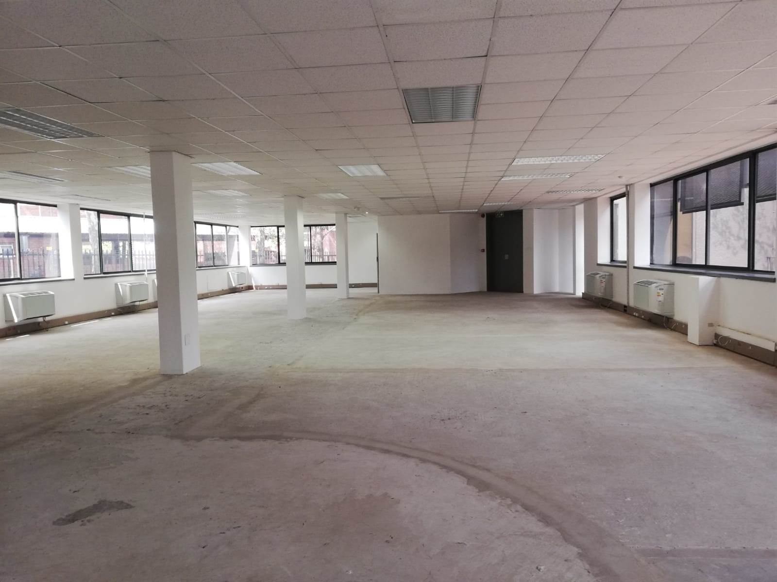 432.9  m² Commercial space in Woodmead photo number 10