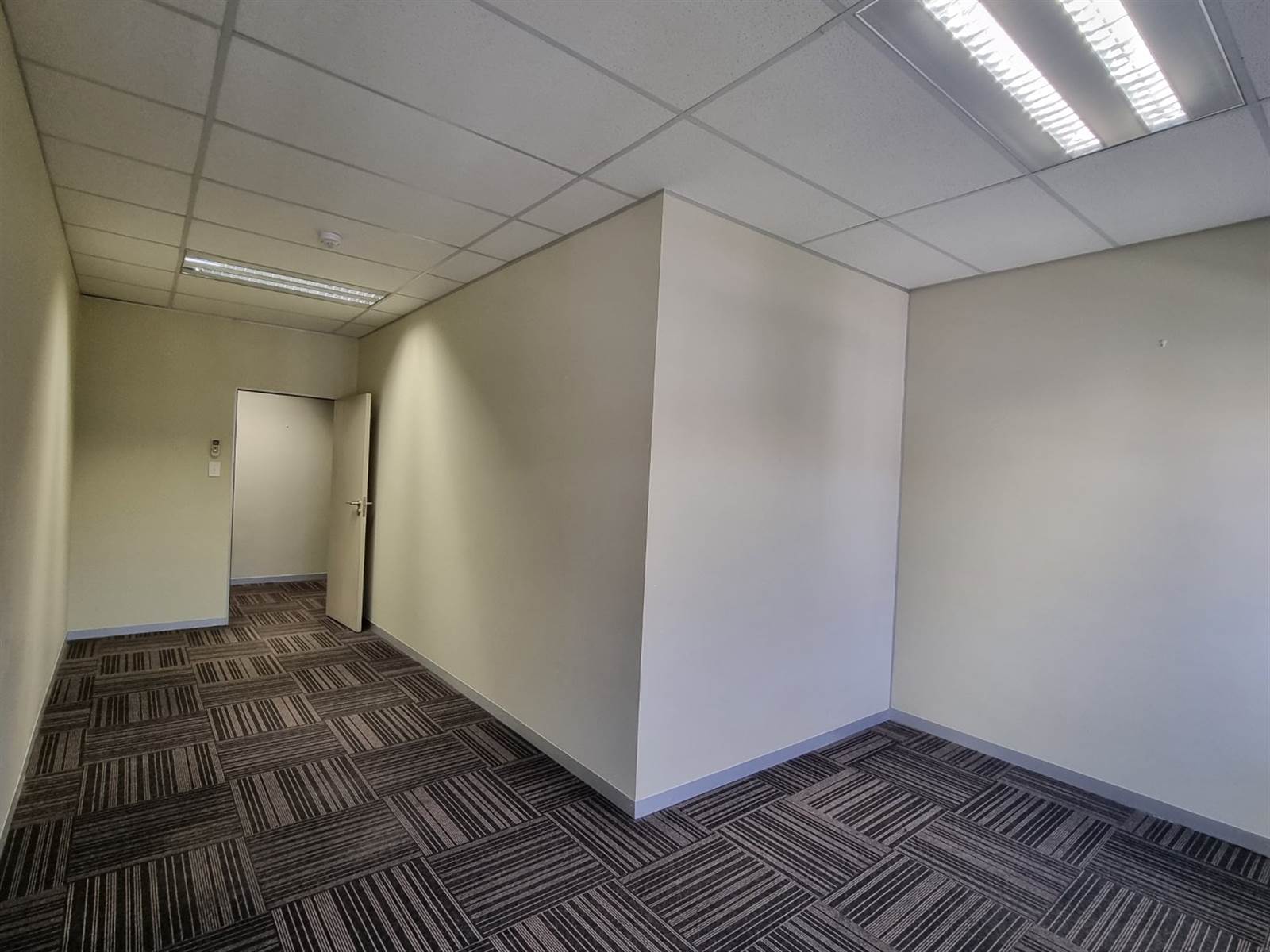 356  m² Commercial space in Bryanston photo number 17