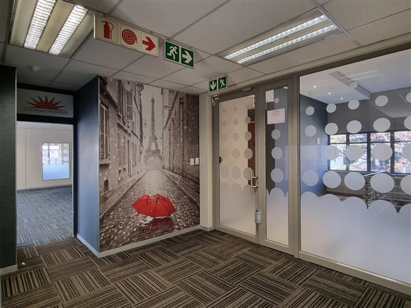 356  m² Commercial space in Bryanston