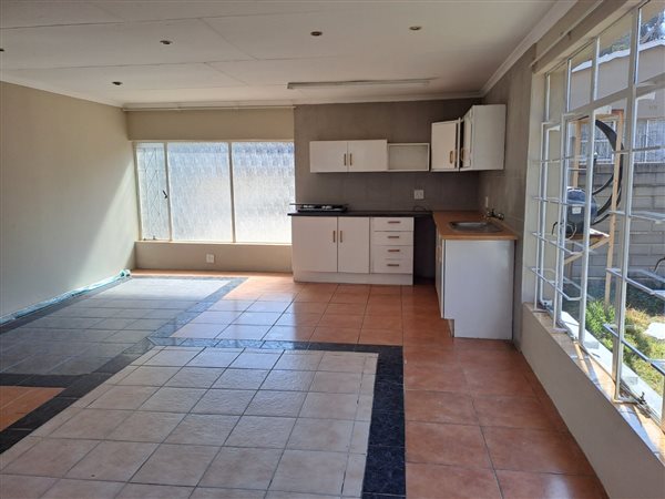 2 Bedroom Townhouse 2 Bedroom Townhouse