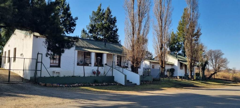 6 Bed House in Magaliesburg photo number 4