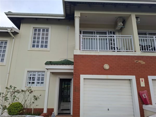 3 Bedroom Townhouse 3 Bedroom Townhouse