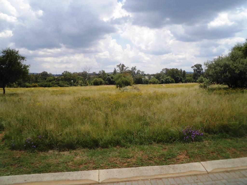 800 m² Land available in Vaal de Grace Golf Estate photo number 20