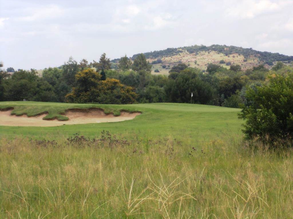 800 m² Land available in Vaal de Grace Golf Estate photo number 10