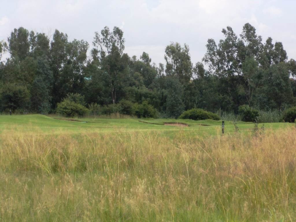800 m² Land available in Vaal de Grace Golf Estate photo number 11