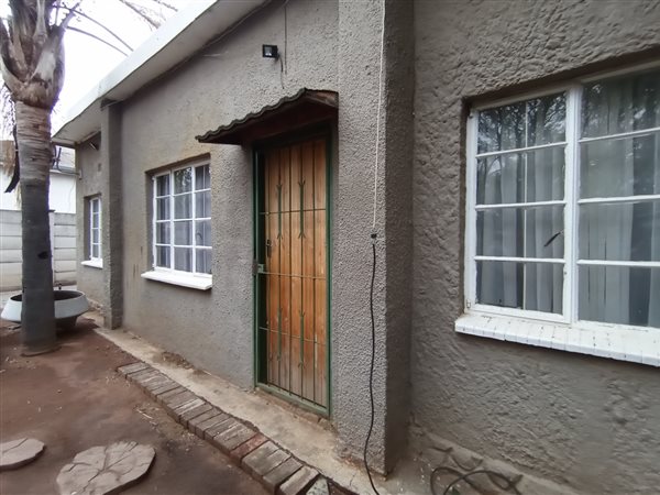 2 Bedroom Townhouse 2 Bedroom Townhouse