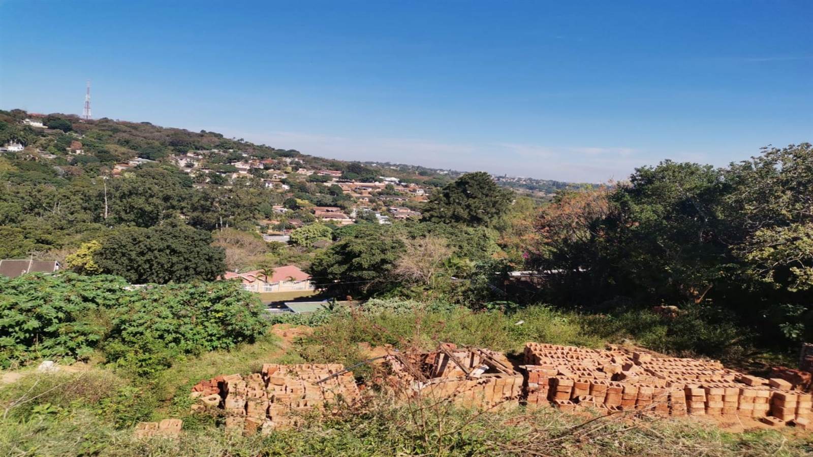 1010 m² Land available in Glen Hills photo number 1