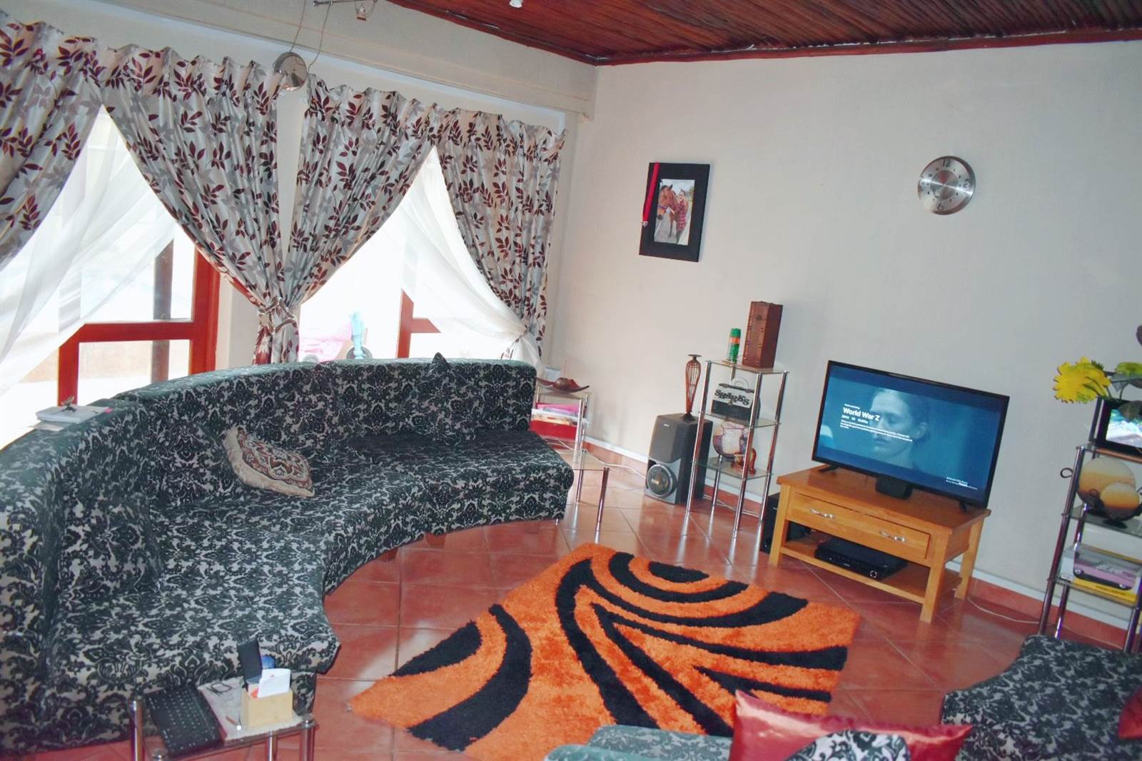 3 Bed Townhouse in Phalaborwa photo number 9