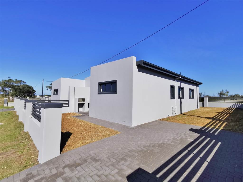 3 Bed House in Parsons Vlei photo number 20