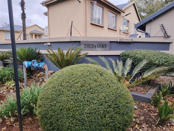 2 Bedroom Townhouse 2 Bedroom Townhouse