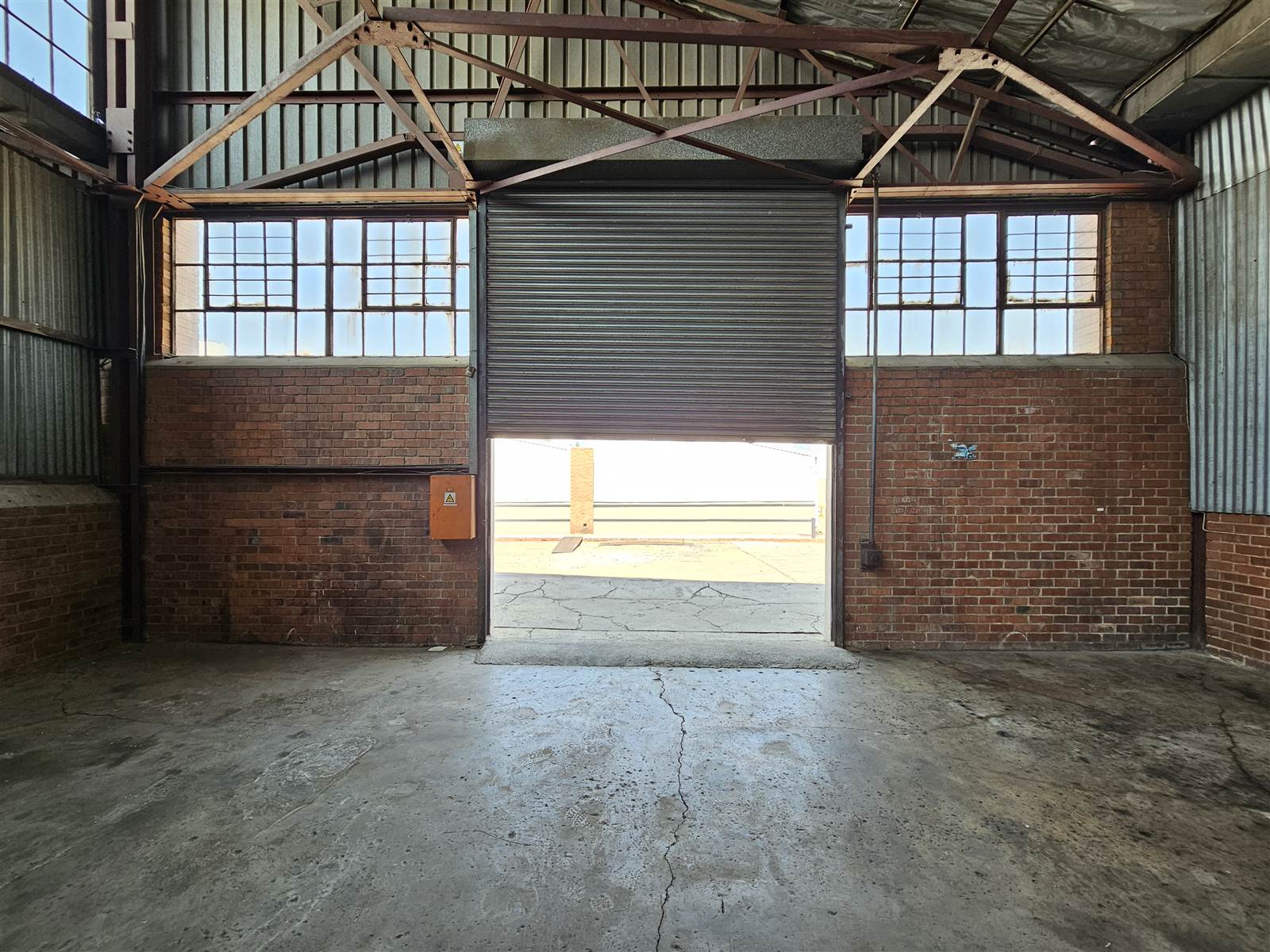 200  m² Industrial space in Anderbolt photo number 7