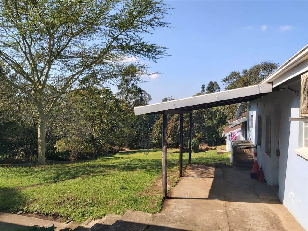 300  m² Commercial space in Eshowe photo number 12