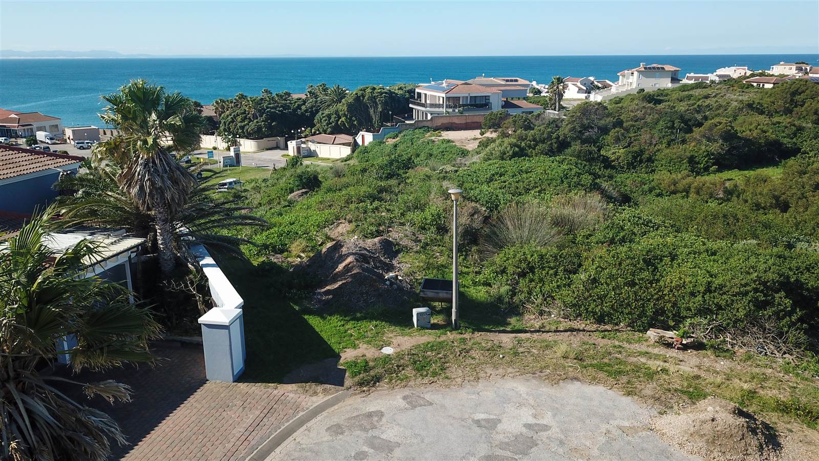 780 m² Land available in Santareme photo number 2