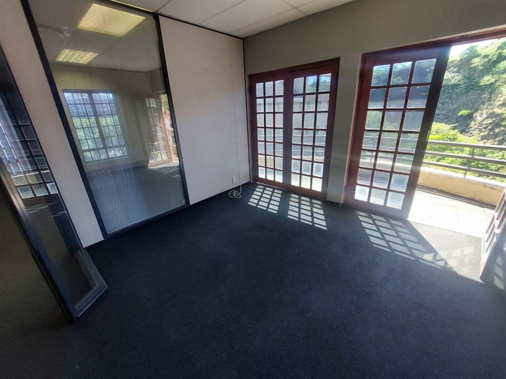 488  m² Commercial space in Westville photo number 4