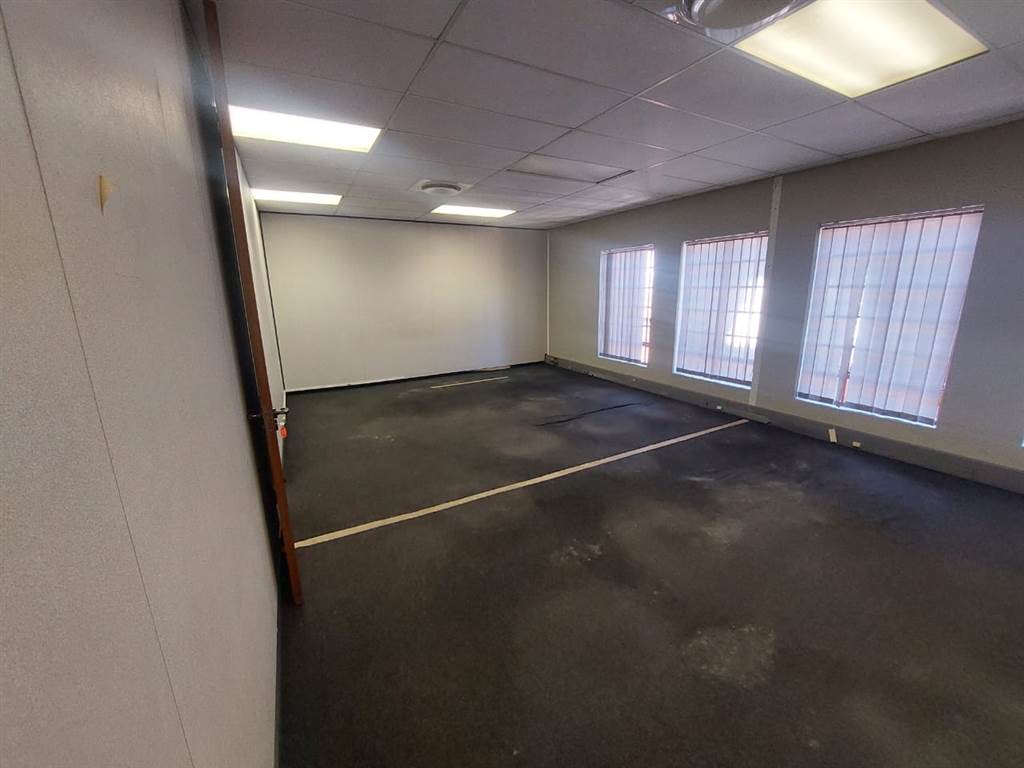 488  m² Commercial space in Westville photo number 13