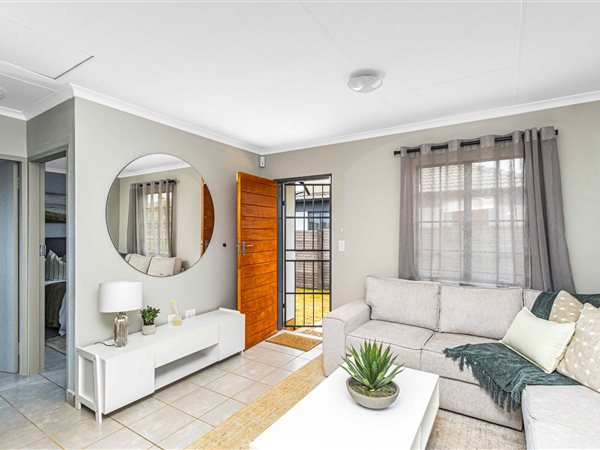2 Bedroom House 2 Bedroom House