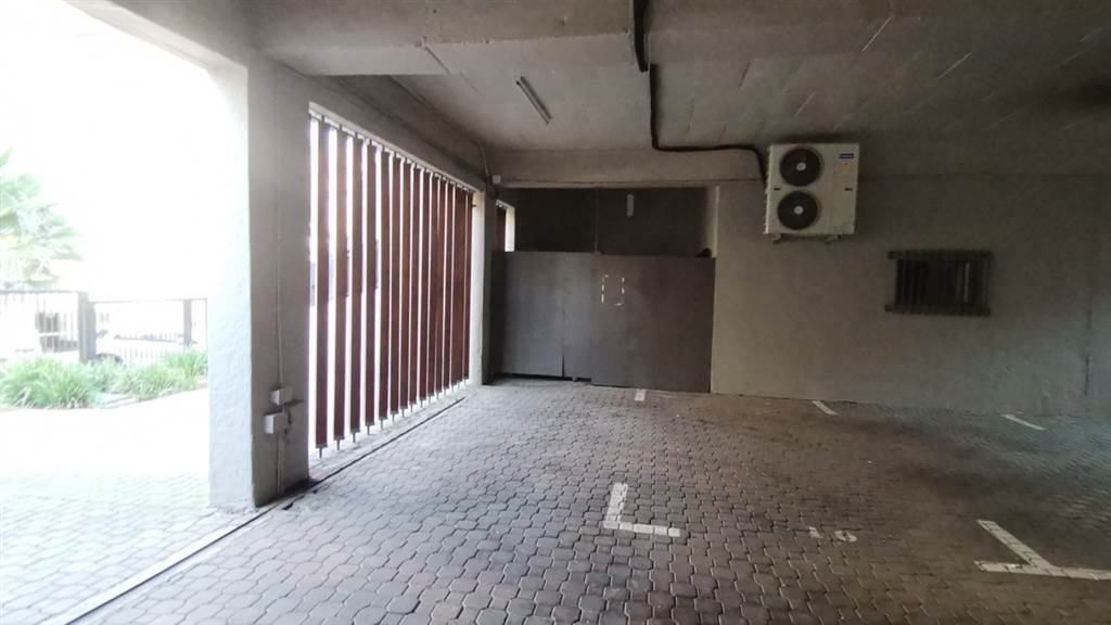 2000  m² Commercial space in Rosebank photo number 5