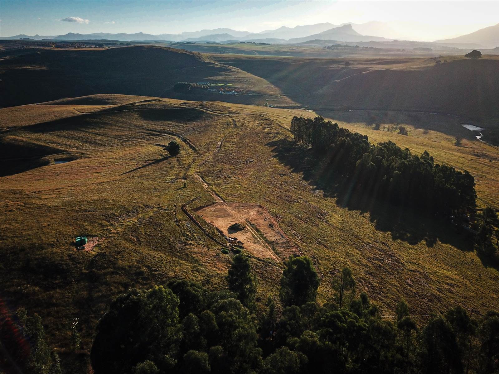 4 ha Land available in Underberg photo number 3