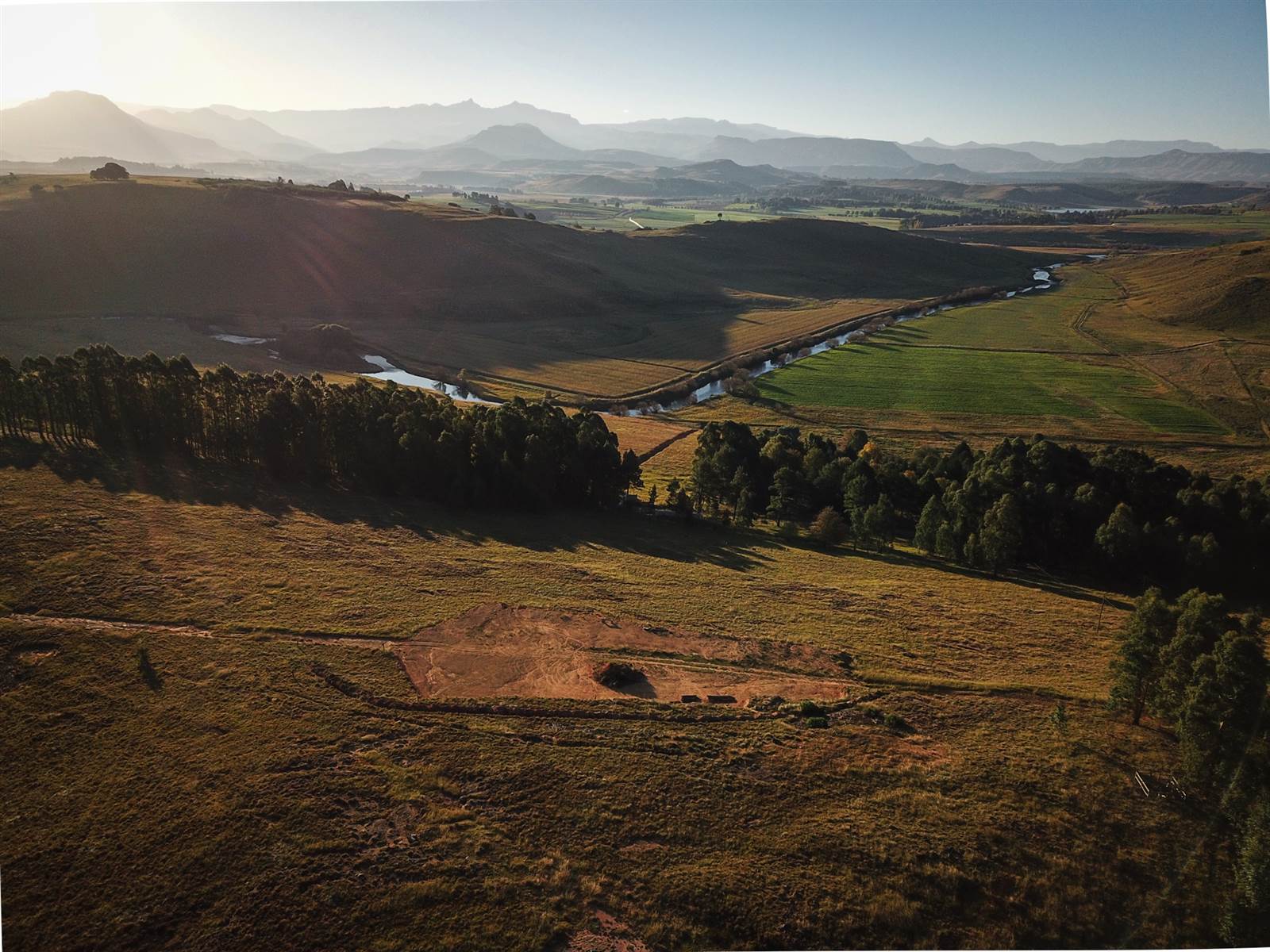 4 ha Land available in Underberg photo number 5