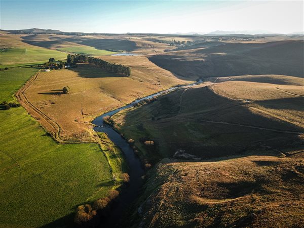 4 ha Land available in Underberg