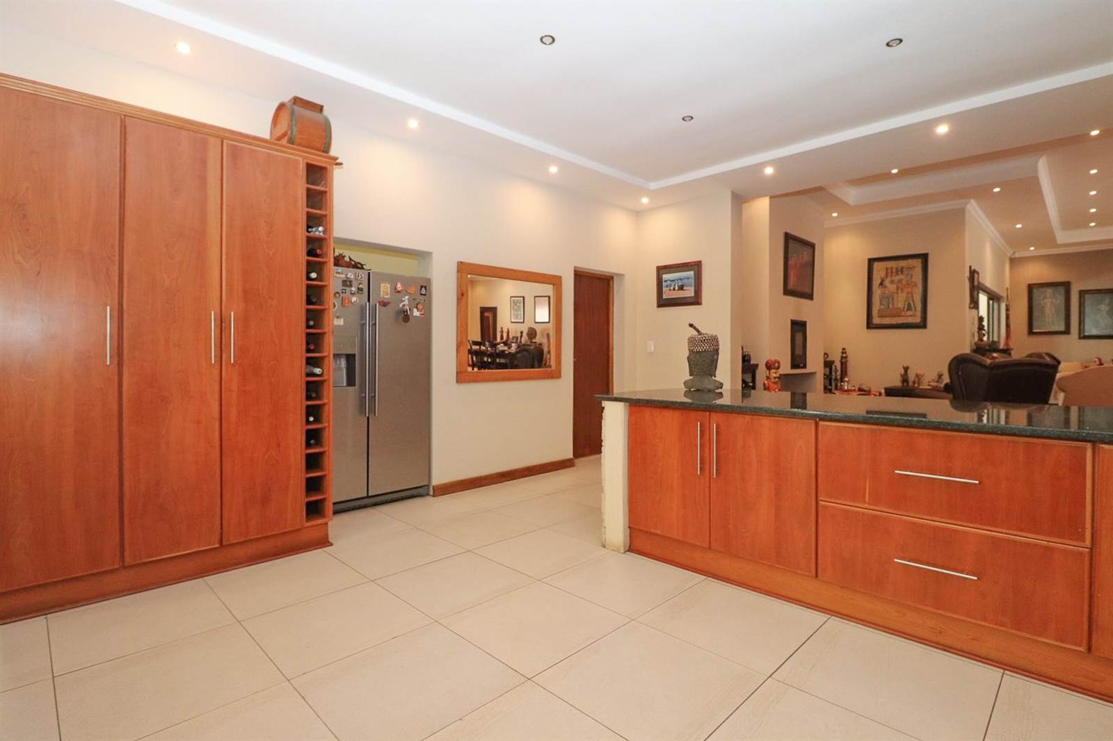 5 Bed Townhouse in Wilkoppies photo number 24