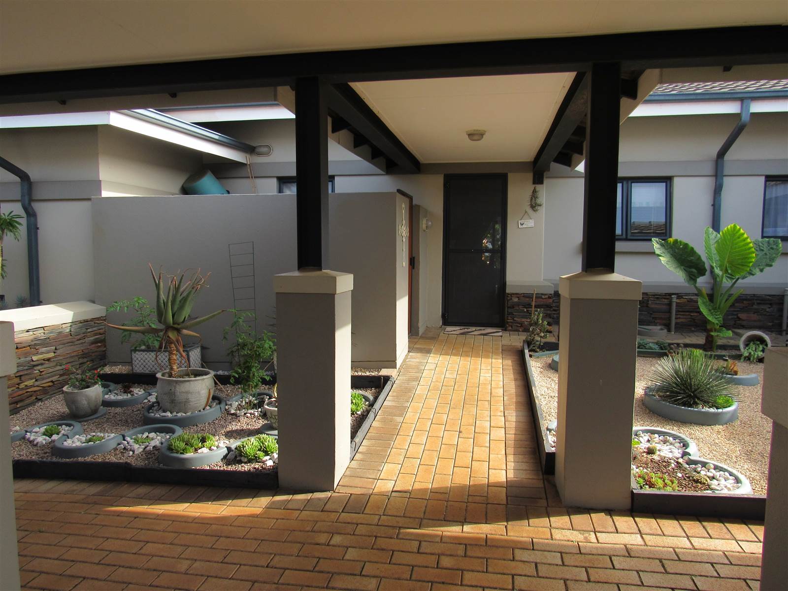 1 Bed House in Eastland Mature Lifestyle Estate photo number 3