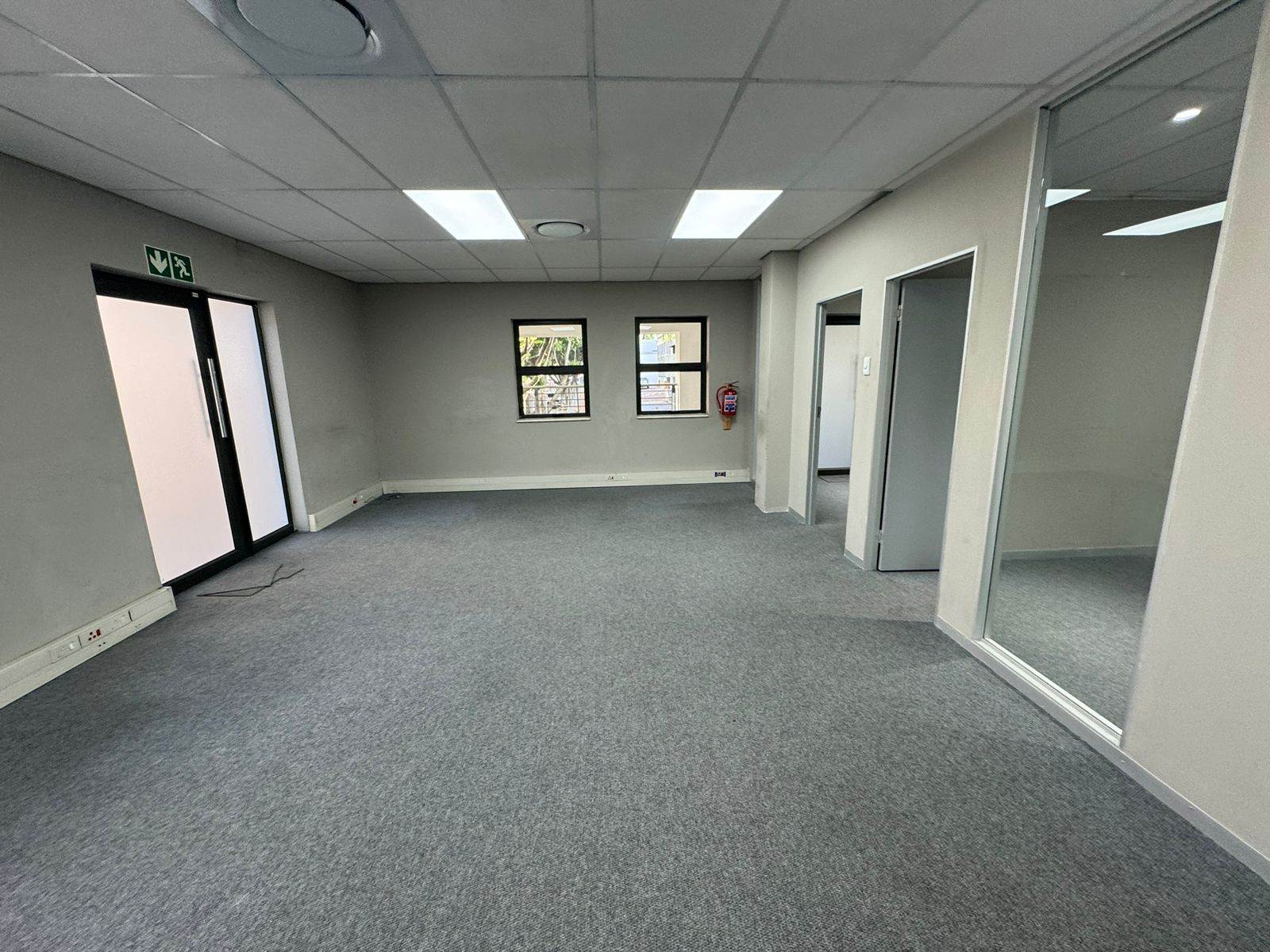 194  m² Commercial space in Rivonia photo number 23