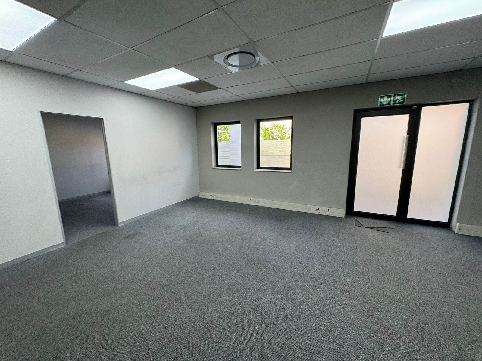 194  m² Commercial space in Rivonia photo number 28