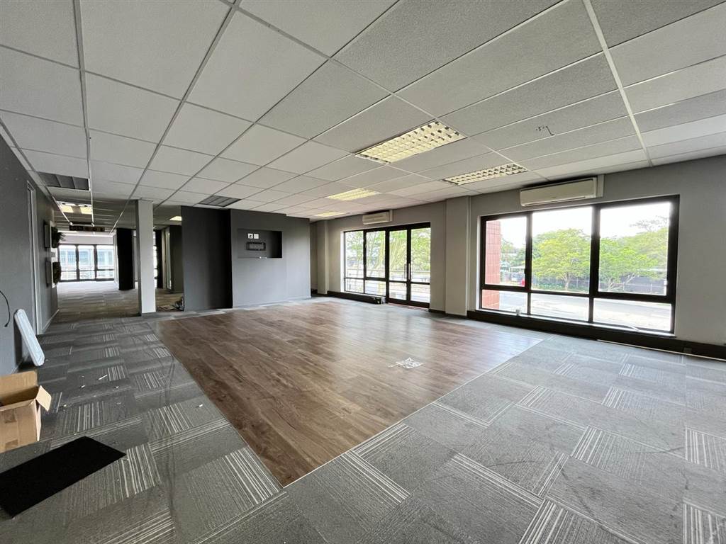 500  m² Commercial space in Fourways photo number 7