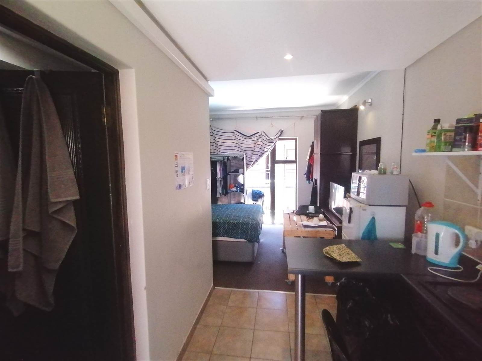 1 Bed Apartment in Bloemfontein photo number 5