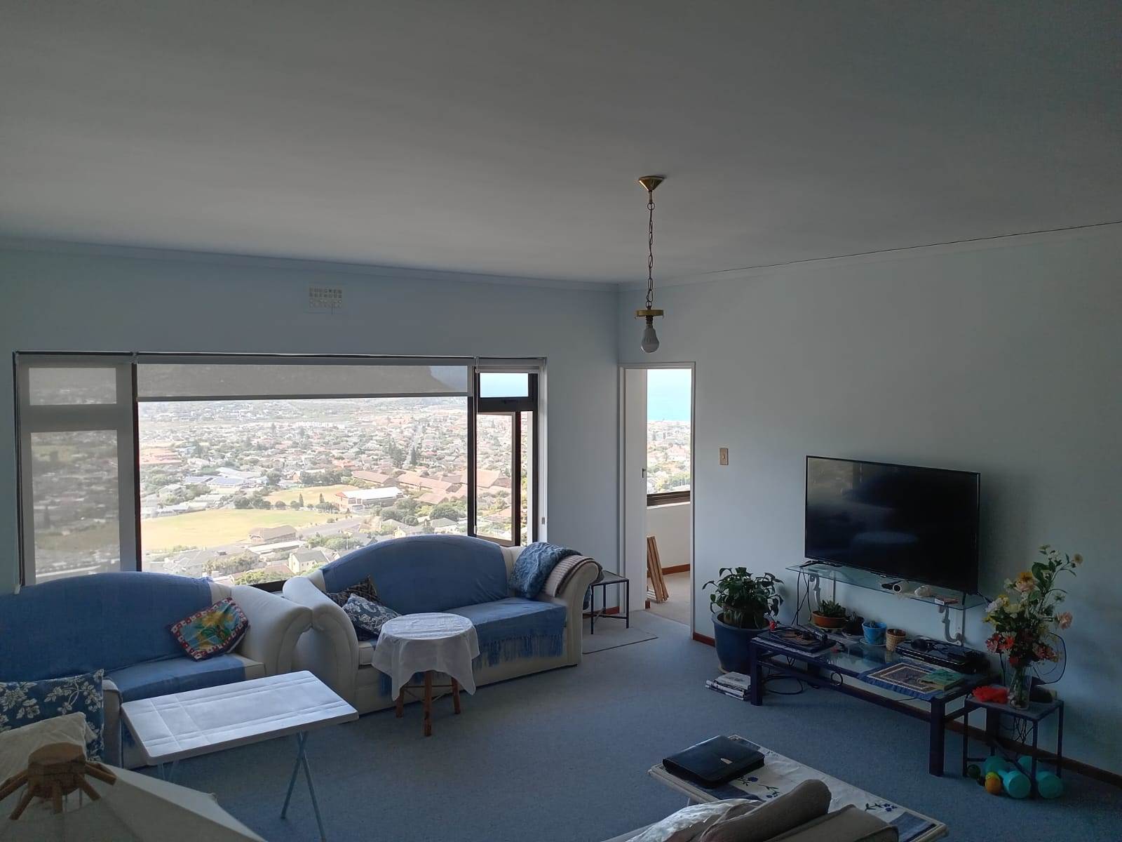 3 Bed Apartment in Fish Hoek photo number 7