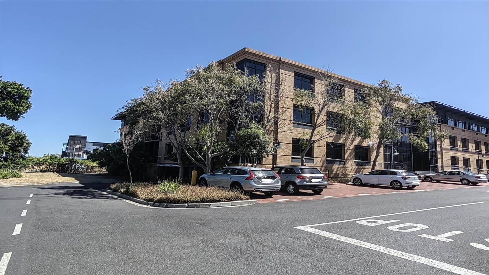 429  m² Commercial space in Plattekloof photo number 17