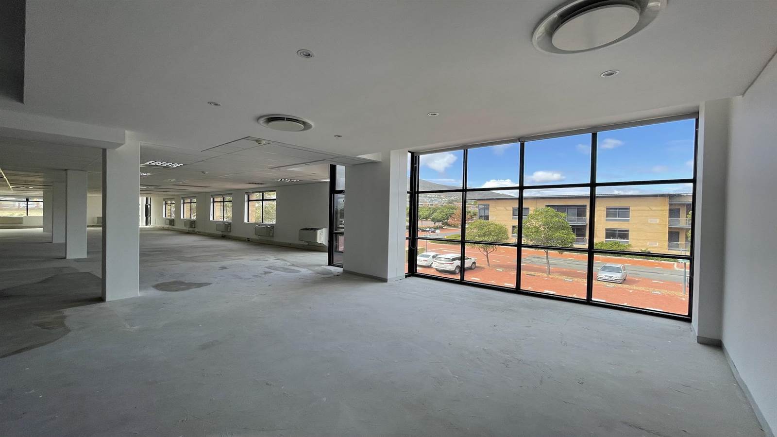 429  m² Commercial space in Plattekloof photo number 8