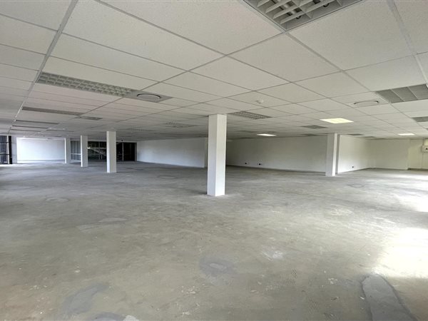429  m² Commercial space in Plattekloof