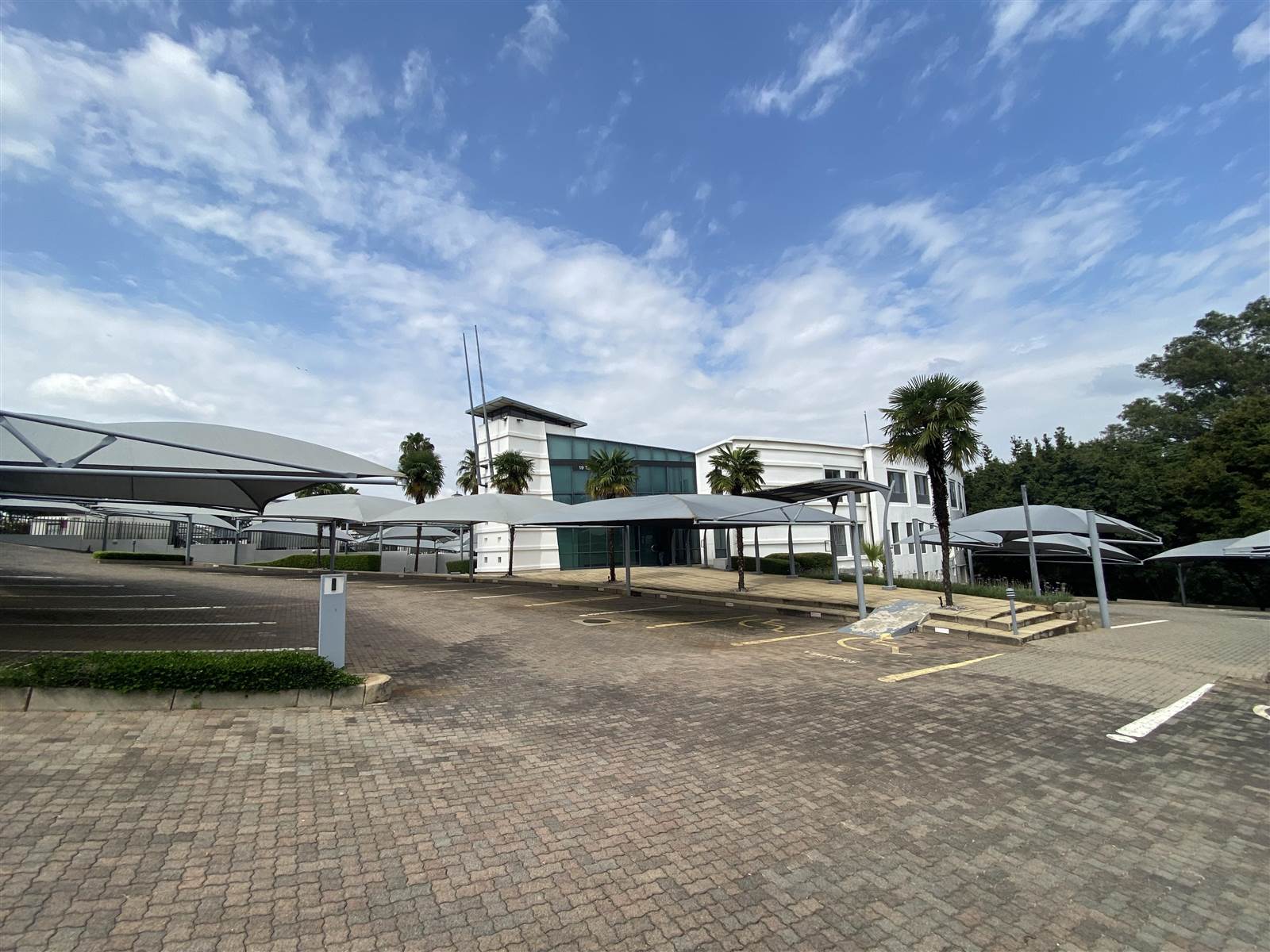 2900  m² Commercial space in Sunninghill photo number 4