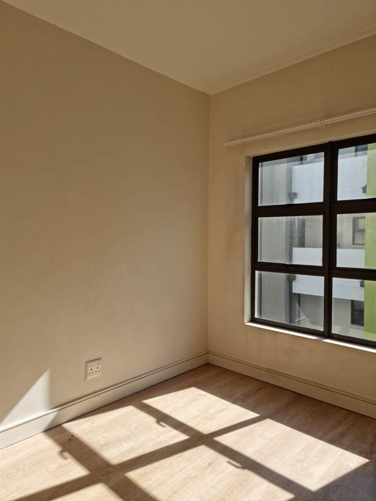 1 Bed Apartment in Rivonia photo number 9