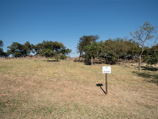 1 546 m² Land