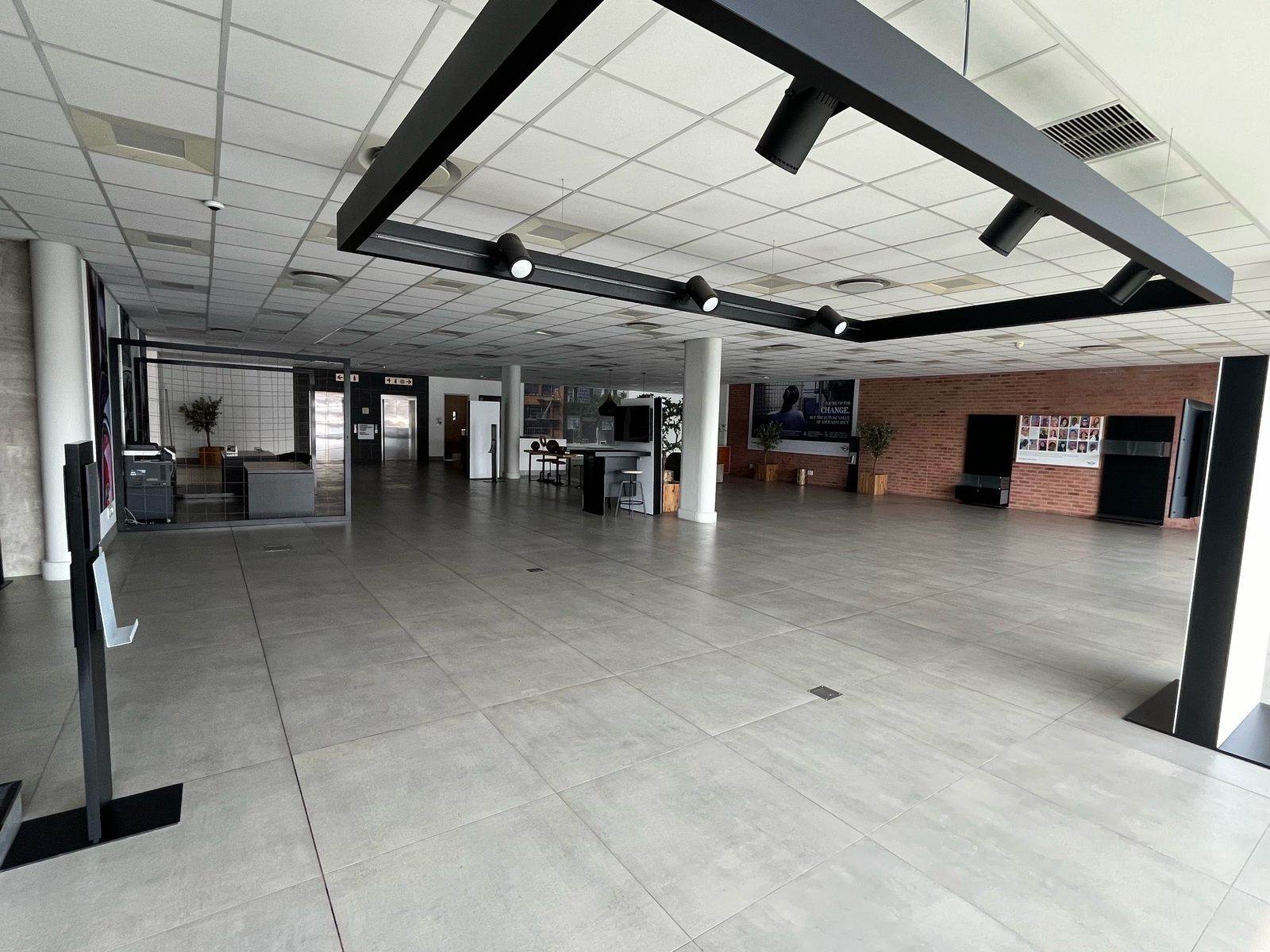 6455  m² Commercial space in Newtown photo number 9