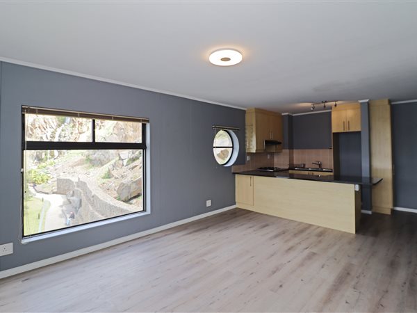 2 Bed Flat in Tyger Waterfront